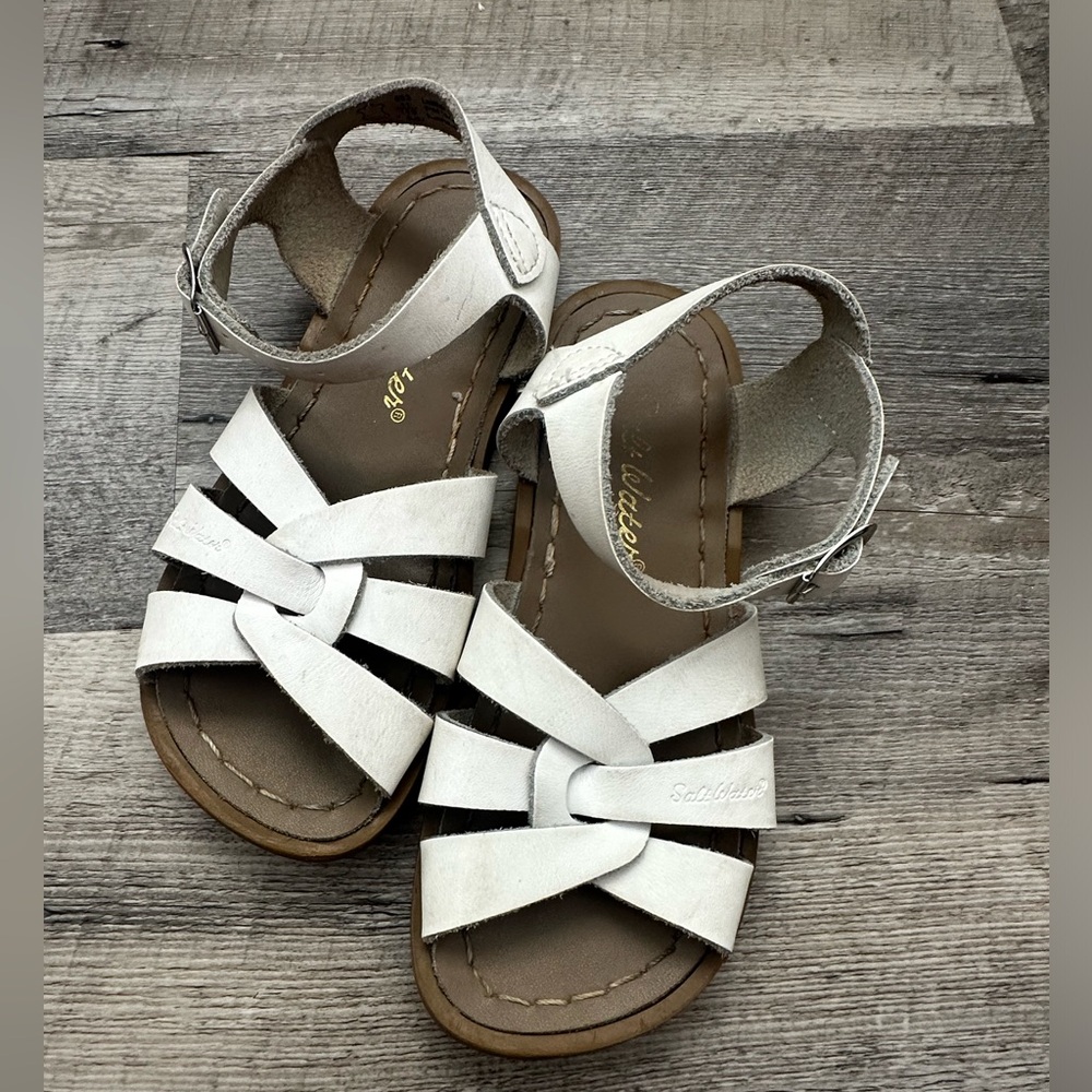 Salt Water Original Sandal, size 11, white and tan, leather kids sandal